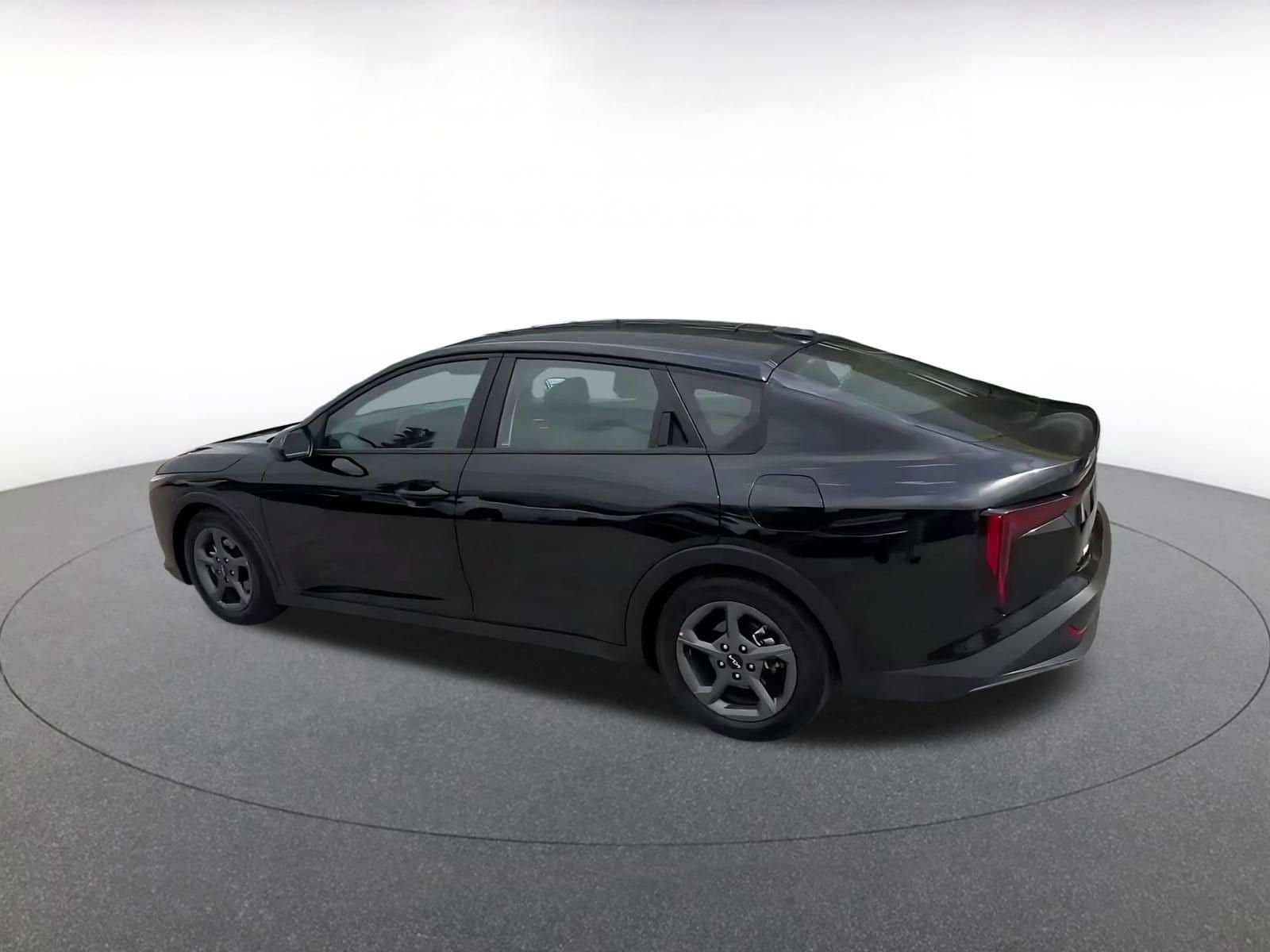 Thumbnail: 2025 Kia K4 - 10