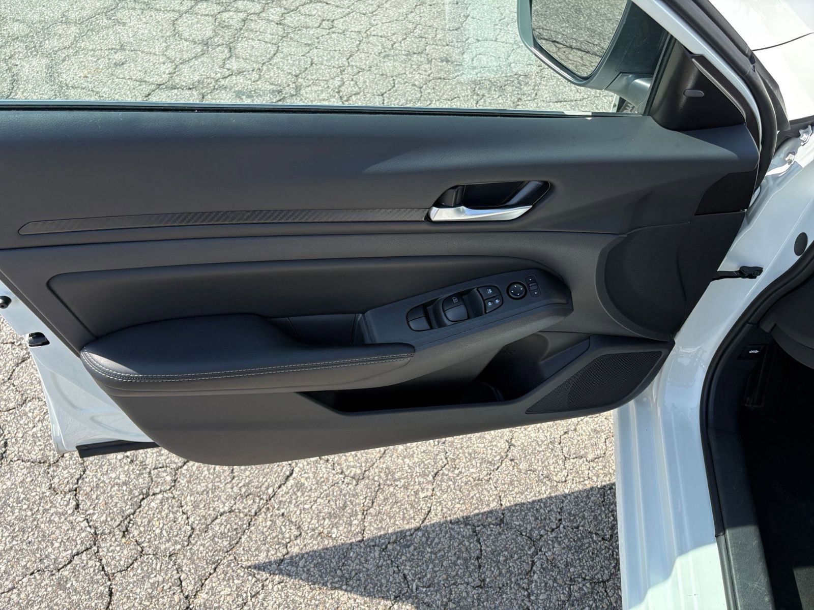 Thumbnail: 2025 Nissan Altima - 18