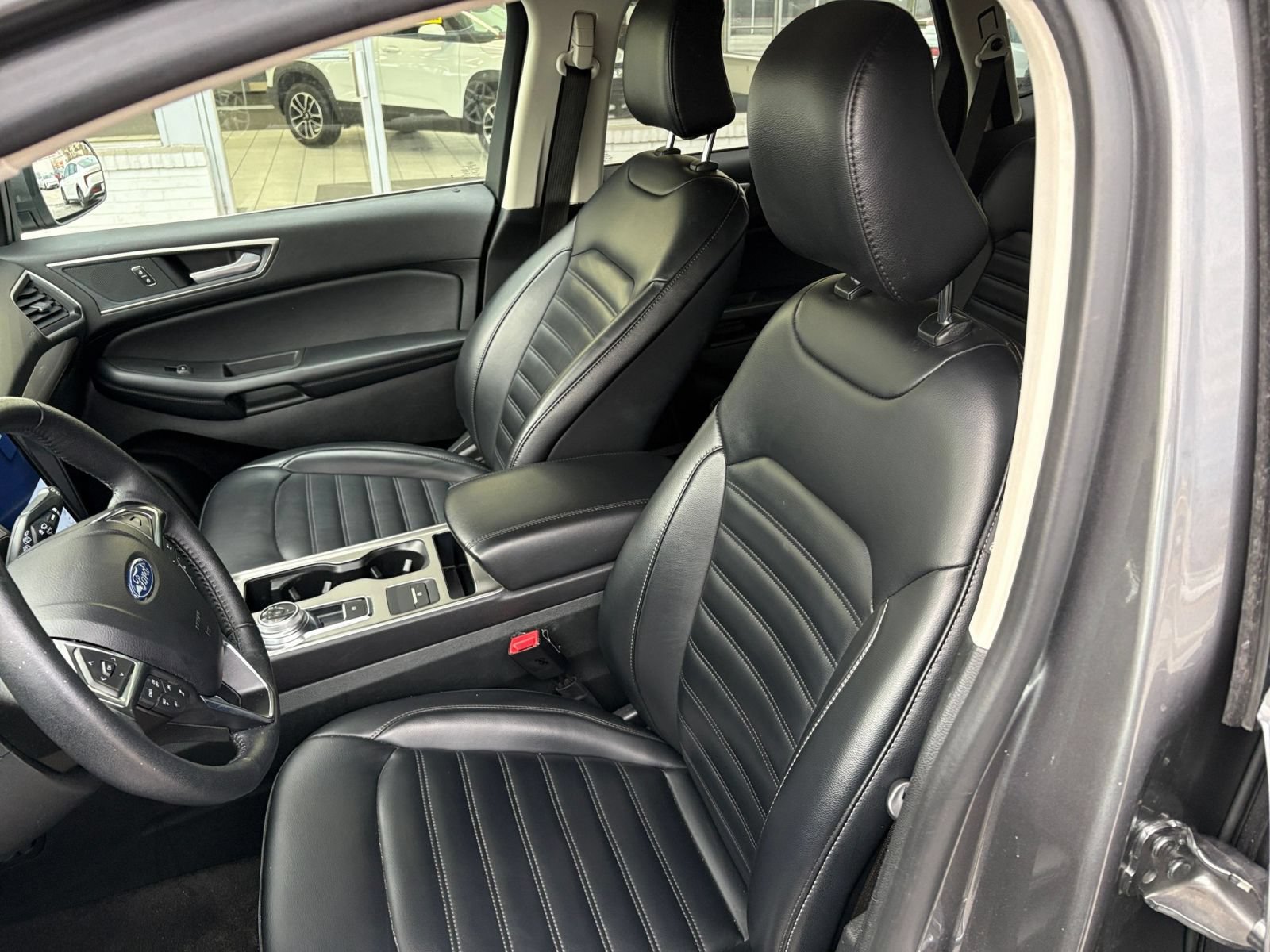 Thumbnail: 2024 Ford Edge - 31