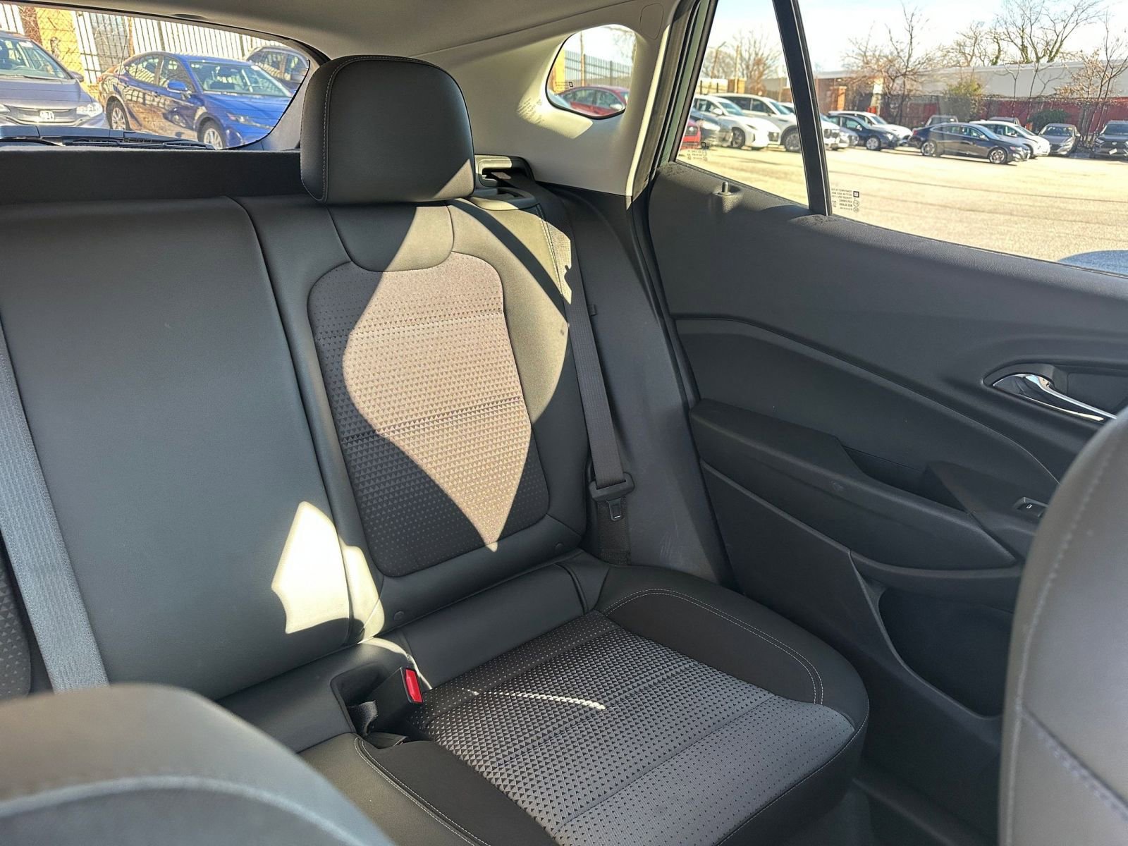 Thumbnail: 2025 Chevrolet Trax - 35