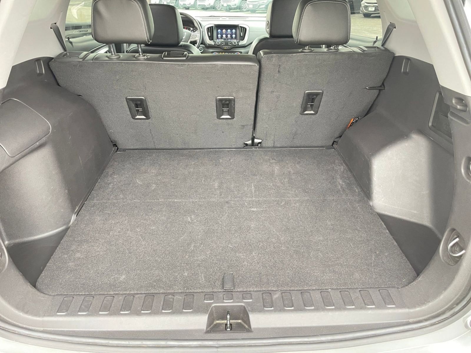 Thumbnail: 2024 GMC Terrain - 31