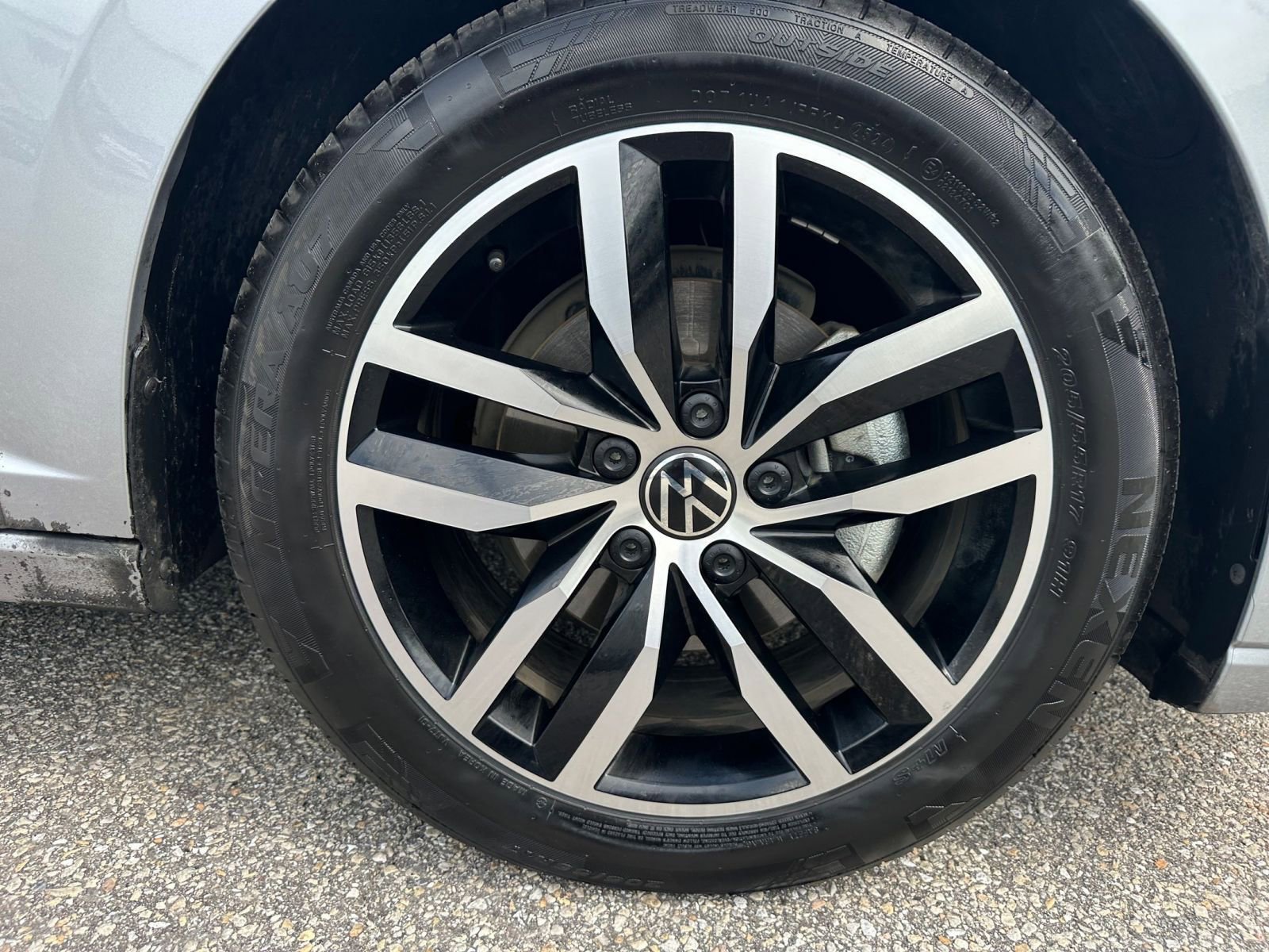 Thumbnail: 2025 Volkswagen Jetta - 29