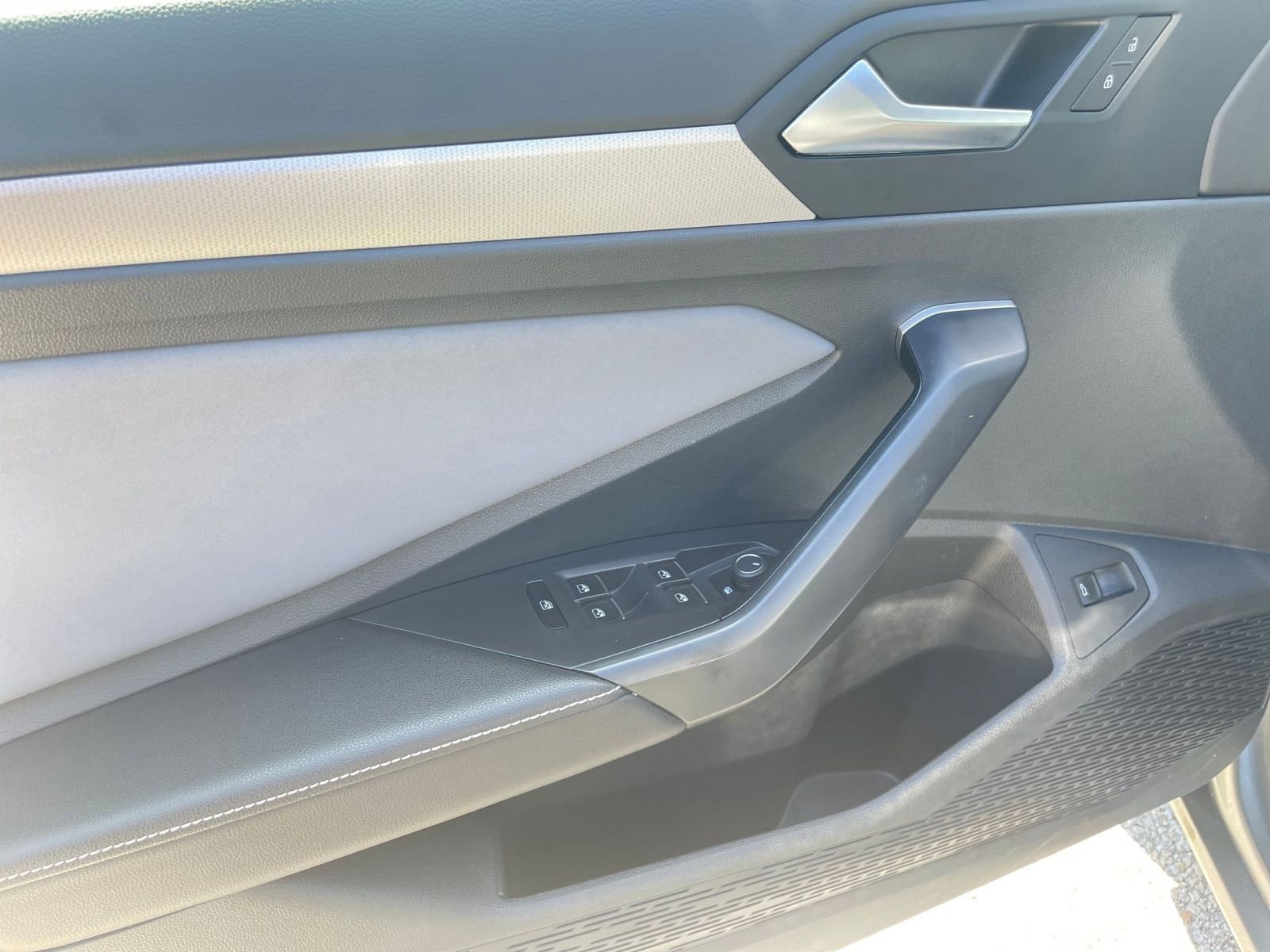 Thumbnail: 2025 Volkswagen Jetta - 20