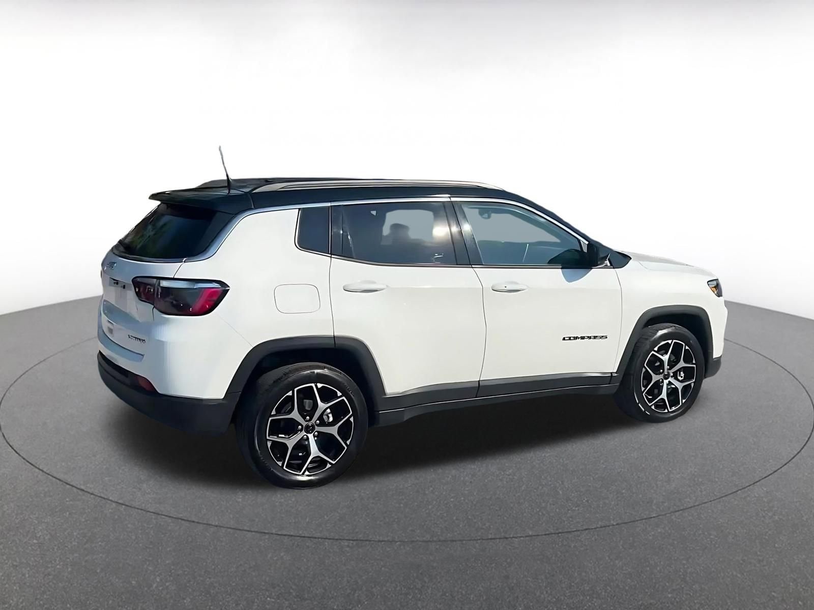 Thumbnail: 2025 Jeep Compass - 15