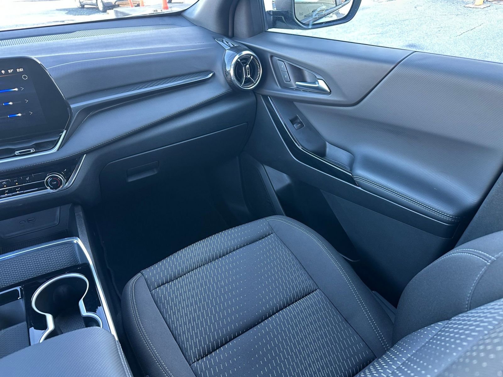 Thumbnail: 2025 Chevrolet Equinox - 34