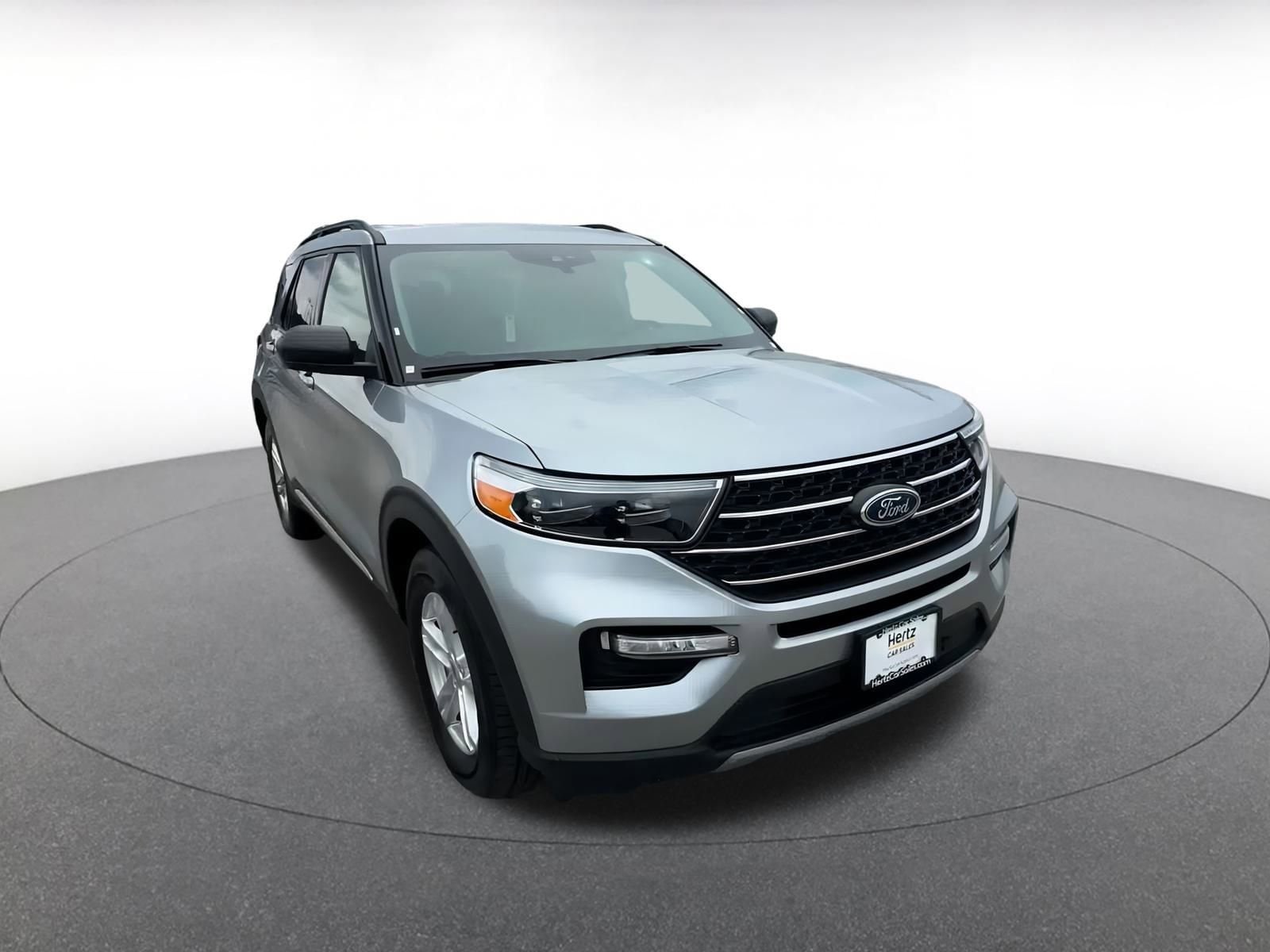 Thumbnail: 2024 Ford Explorer - 3