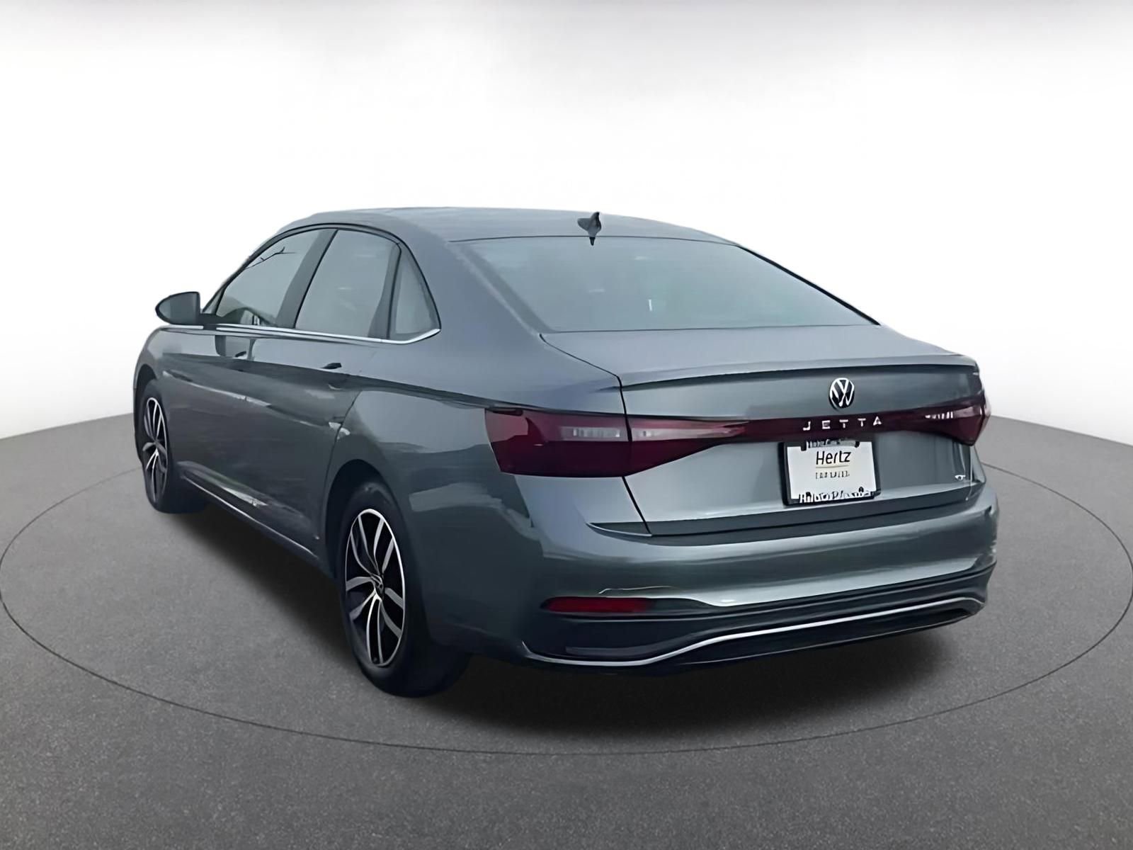 Thumbnail: 2025 Volkswagen Jetta - 10