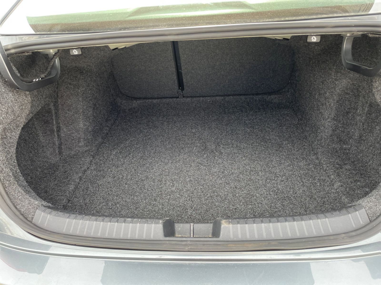 Thumbnail: 2025 Volkswagen Jetta - 29