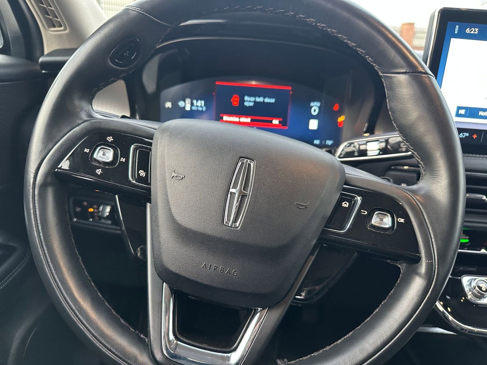 Thumbnail: 2024 Lincoln Corsair - 28