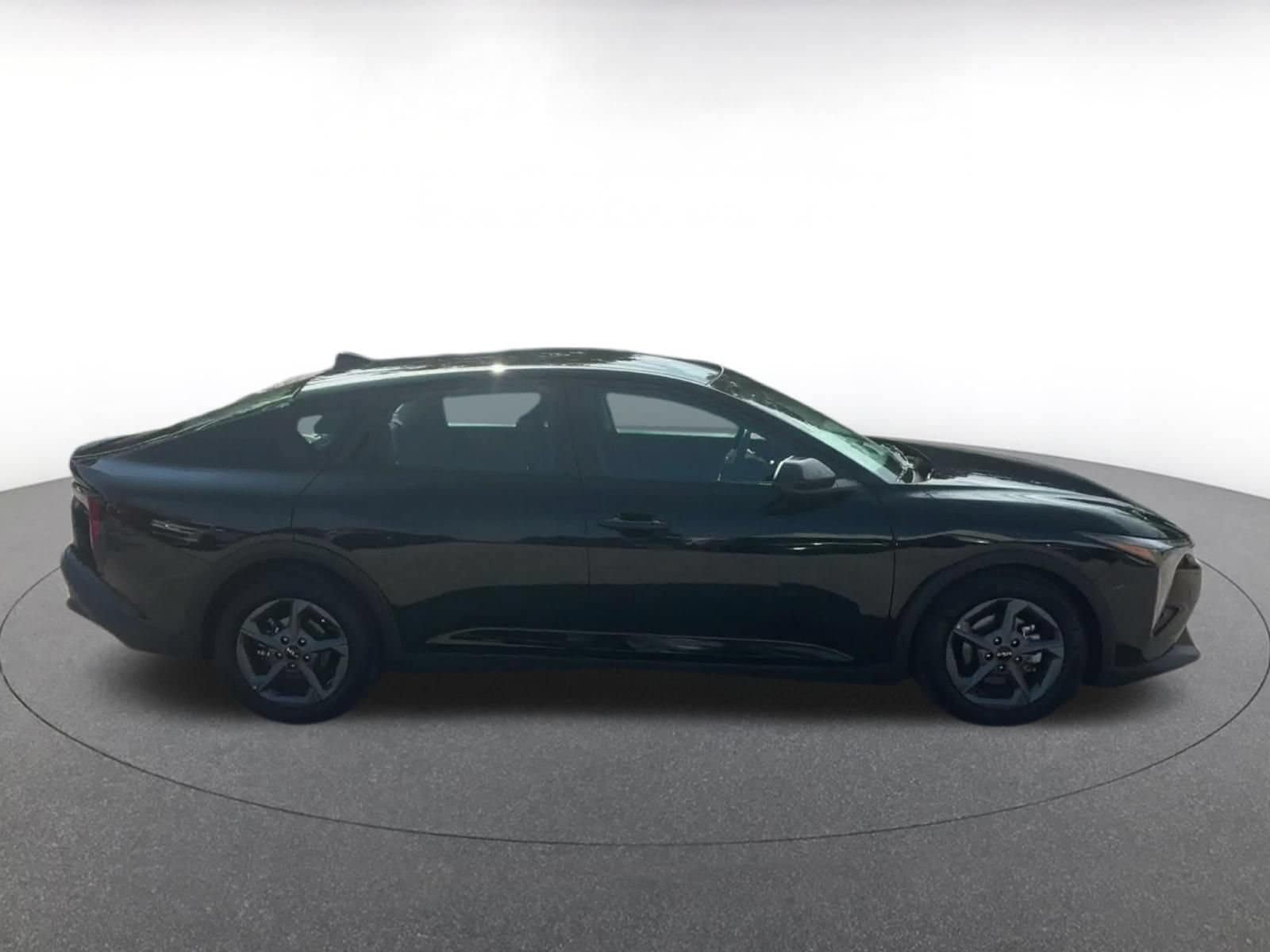 Thumbnail: 2026 Kia K4 - 15