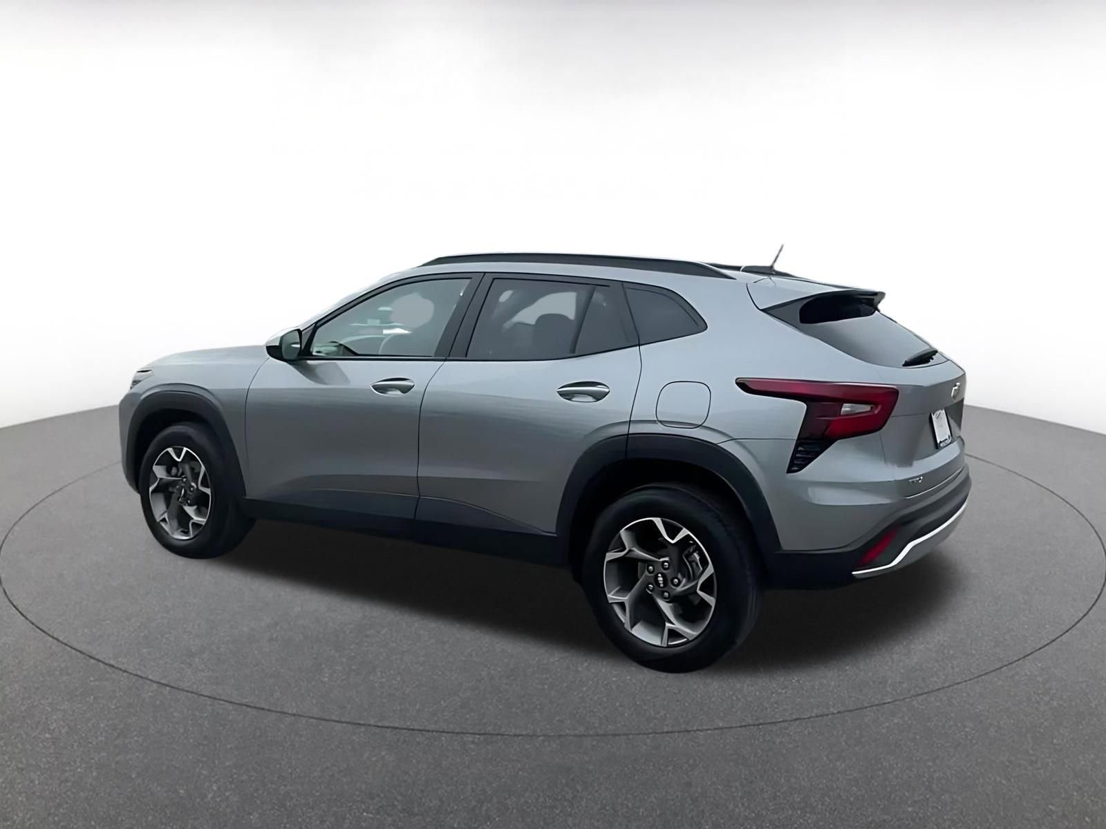 Thumbnail: 2025 Chevrolet Trax - 10