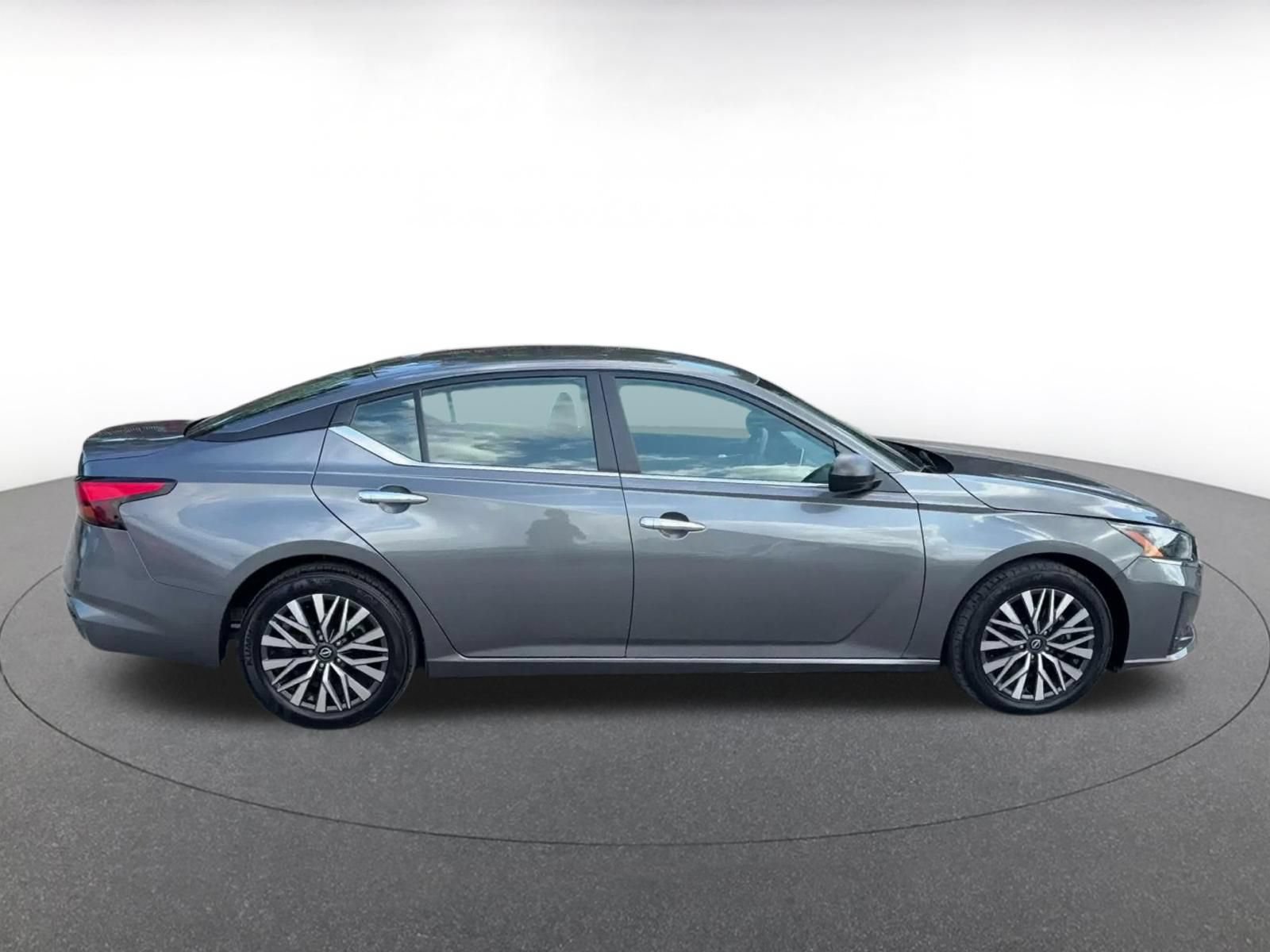 Thumbnail: 2025 Nissan Altima - 13