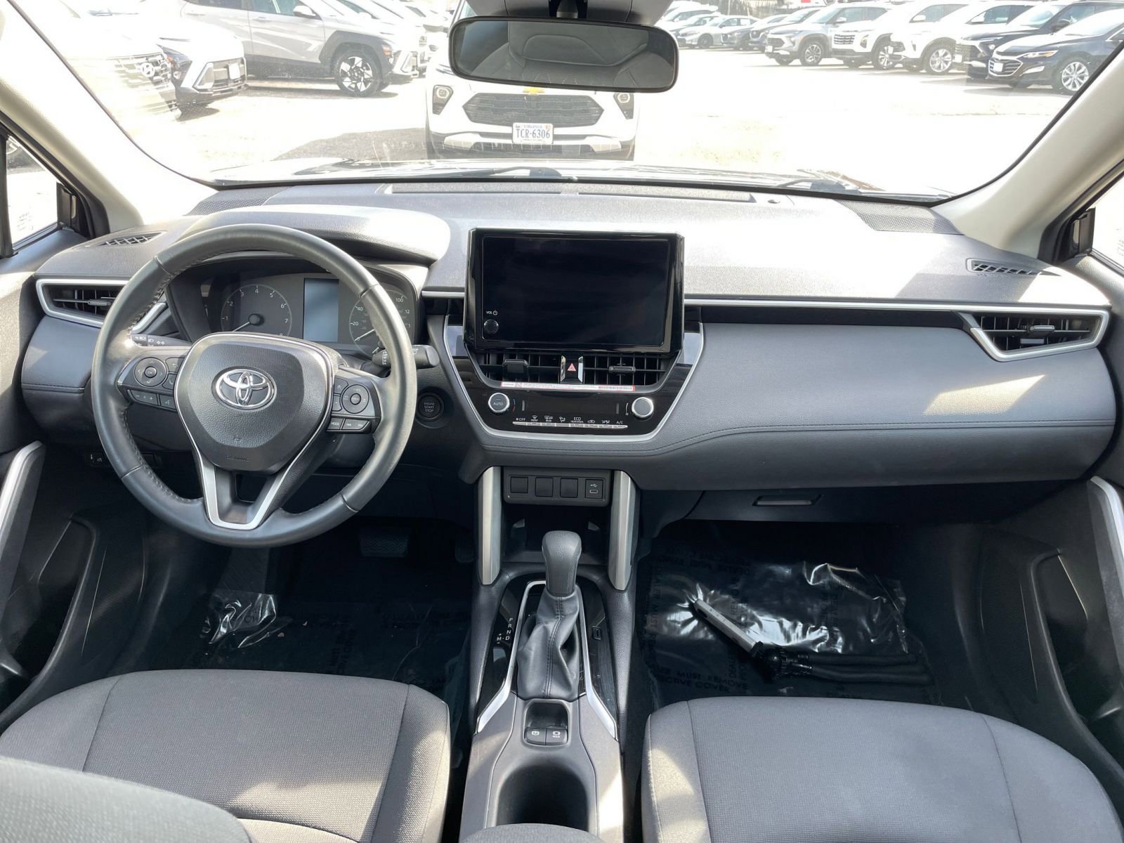 Thumbnail: 2025 Toyota Corolla Cross - 32