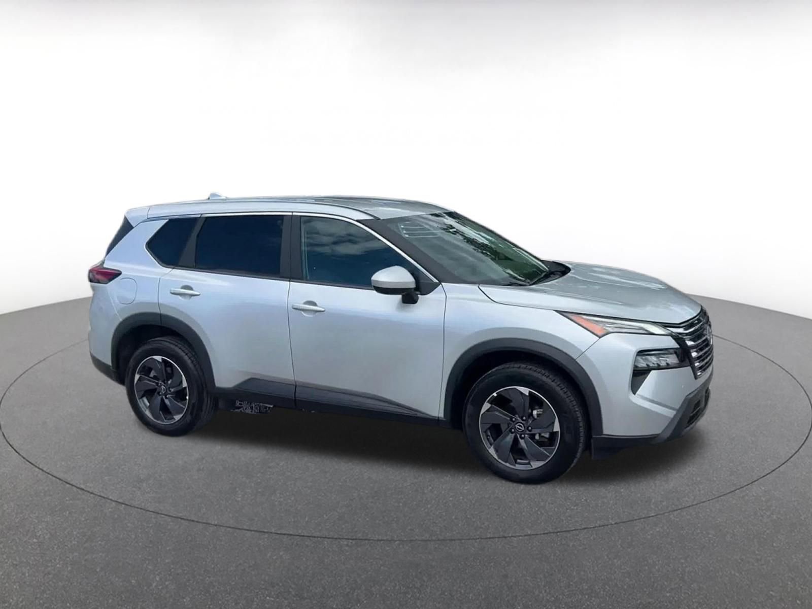 Thumbnail: 2025 Nissan Rogue - 2