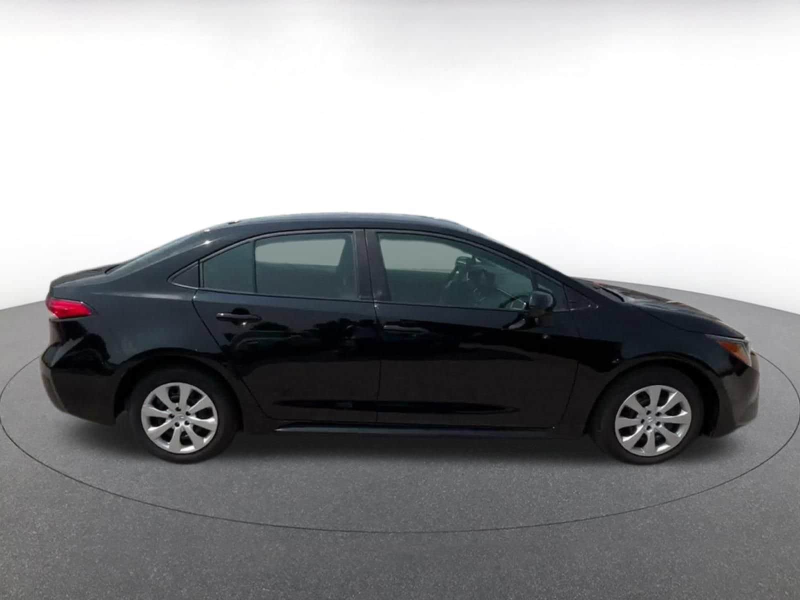 Thumbnail: 2025 Toyota Corolla - 15