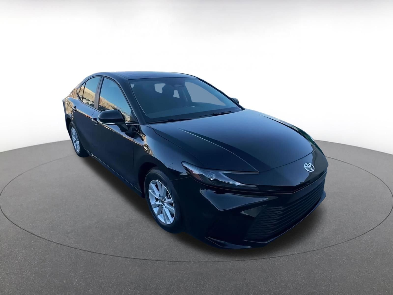 Thumbnail: 2025 Toyota Camry - 3