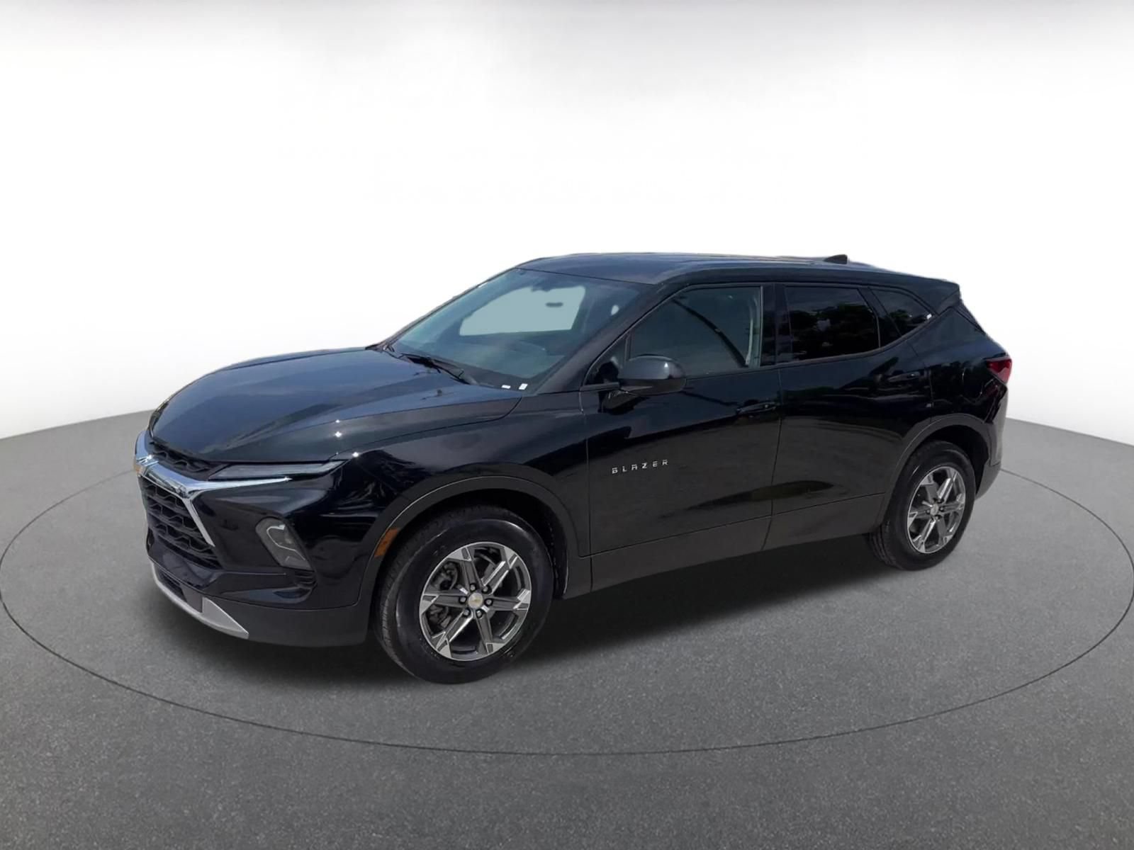 Thumbnail: 2025 Chevrolet Blazer - 8