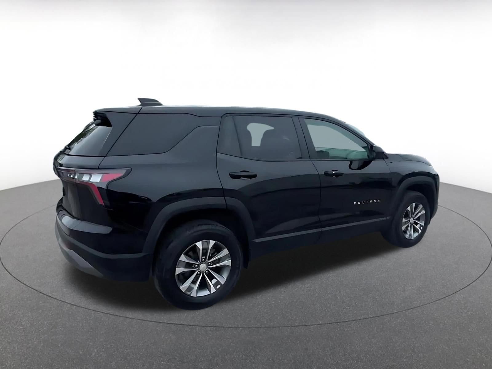 Thumbnail: 2025 Chevrolet Equinox - 15