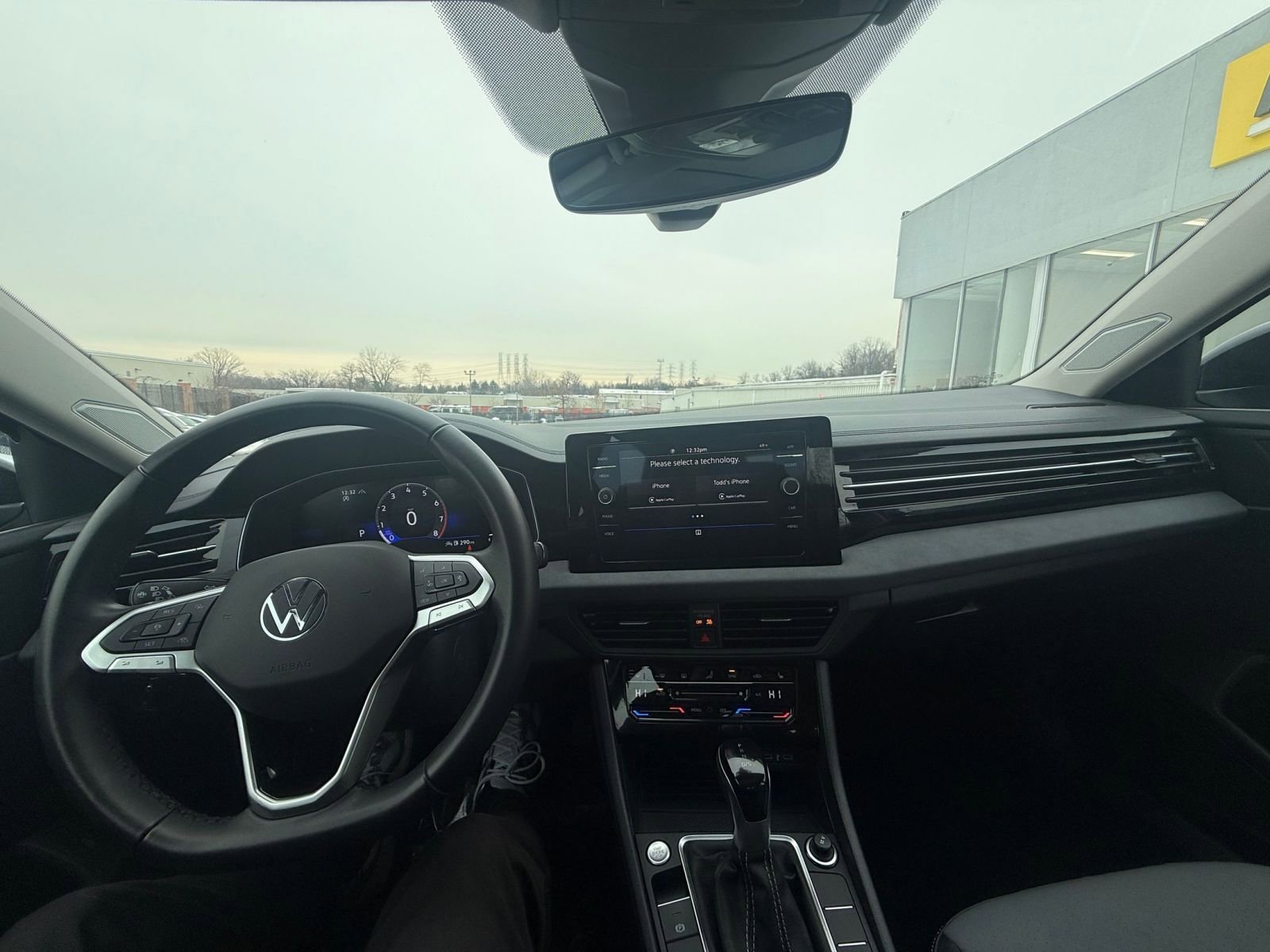 Thumbnail: 2025 Volkswagen Jetta - 34