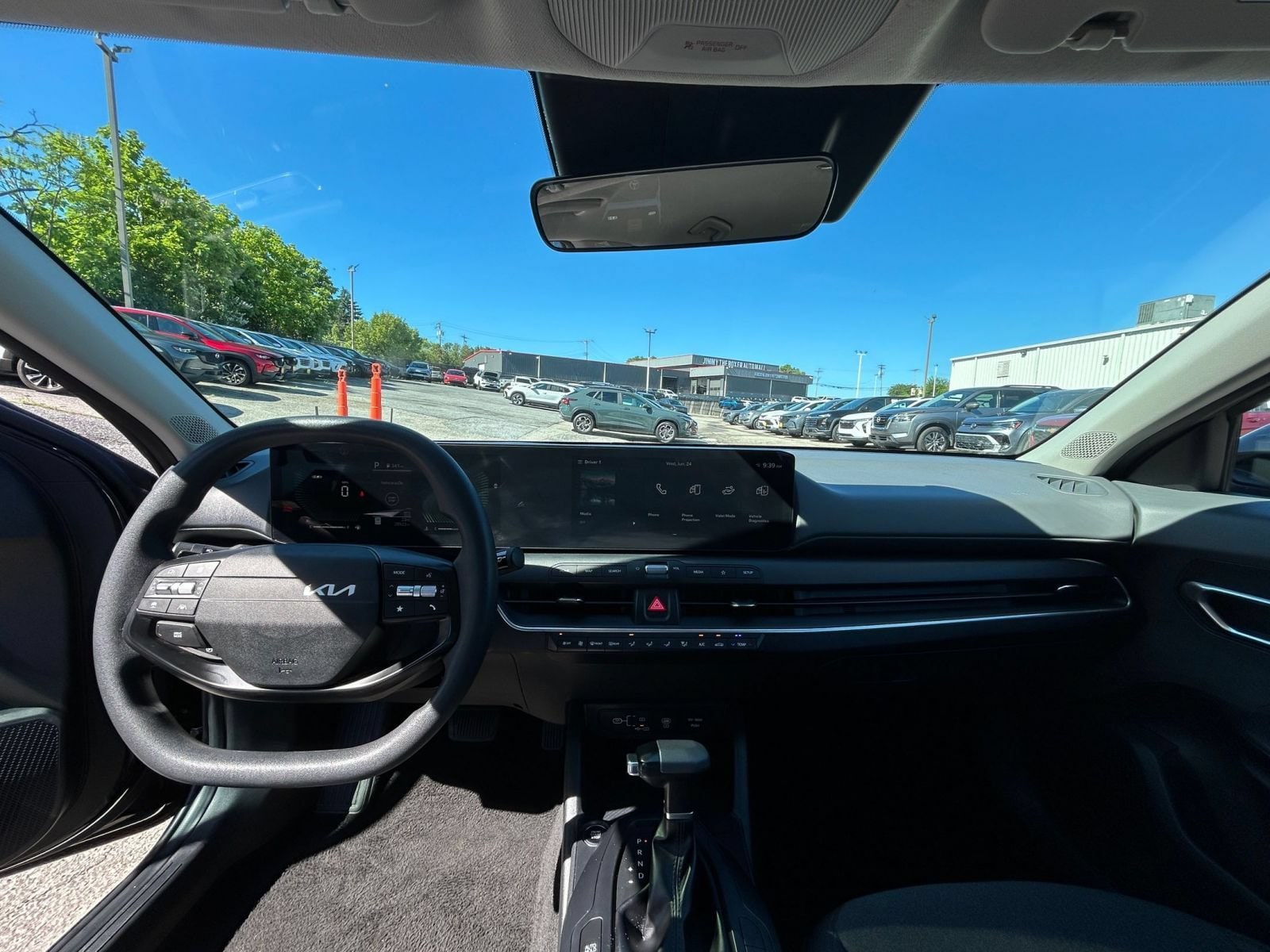 Thumbnail: 2025 Kia K4 - 28