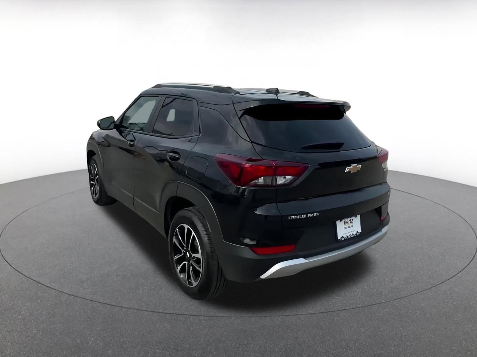 Thumbnail: 2025 Chevrolet TrailBlazer - 11