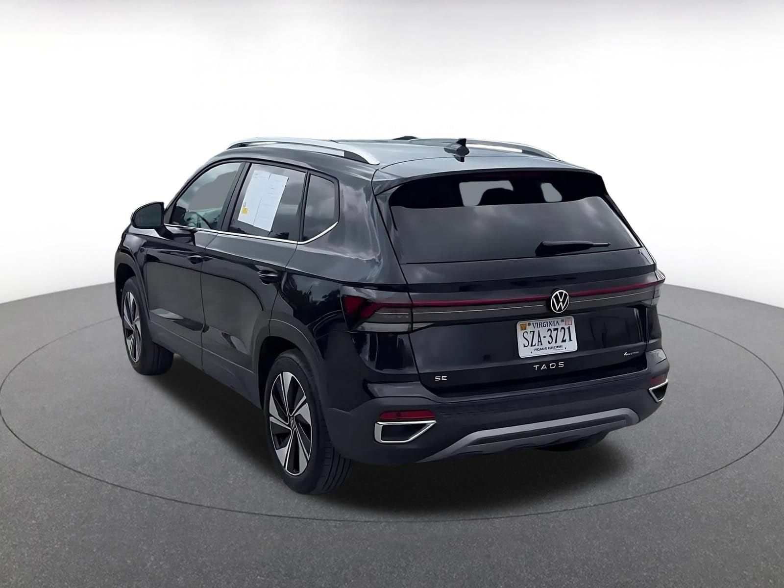 Thumbnail: 2026 Volkswagen Taos - 11