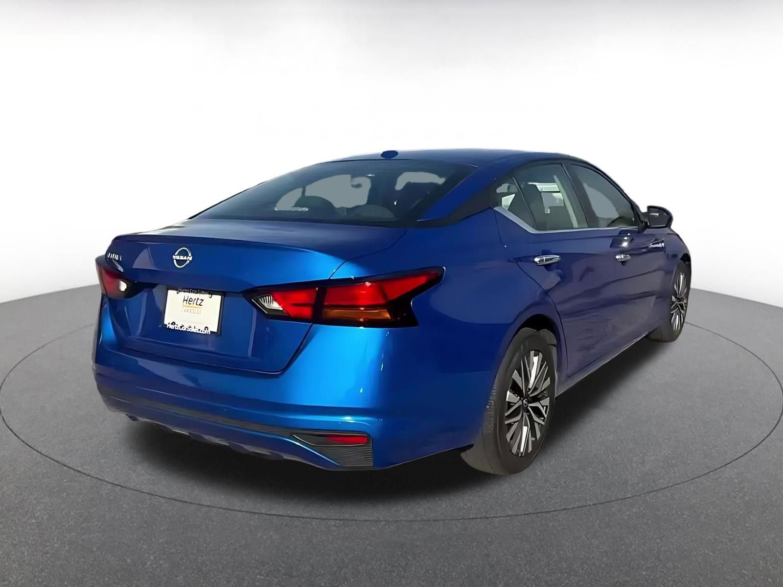 Thumbnail: 2025 Nissan Altima - 14