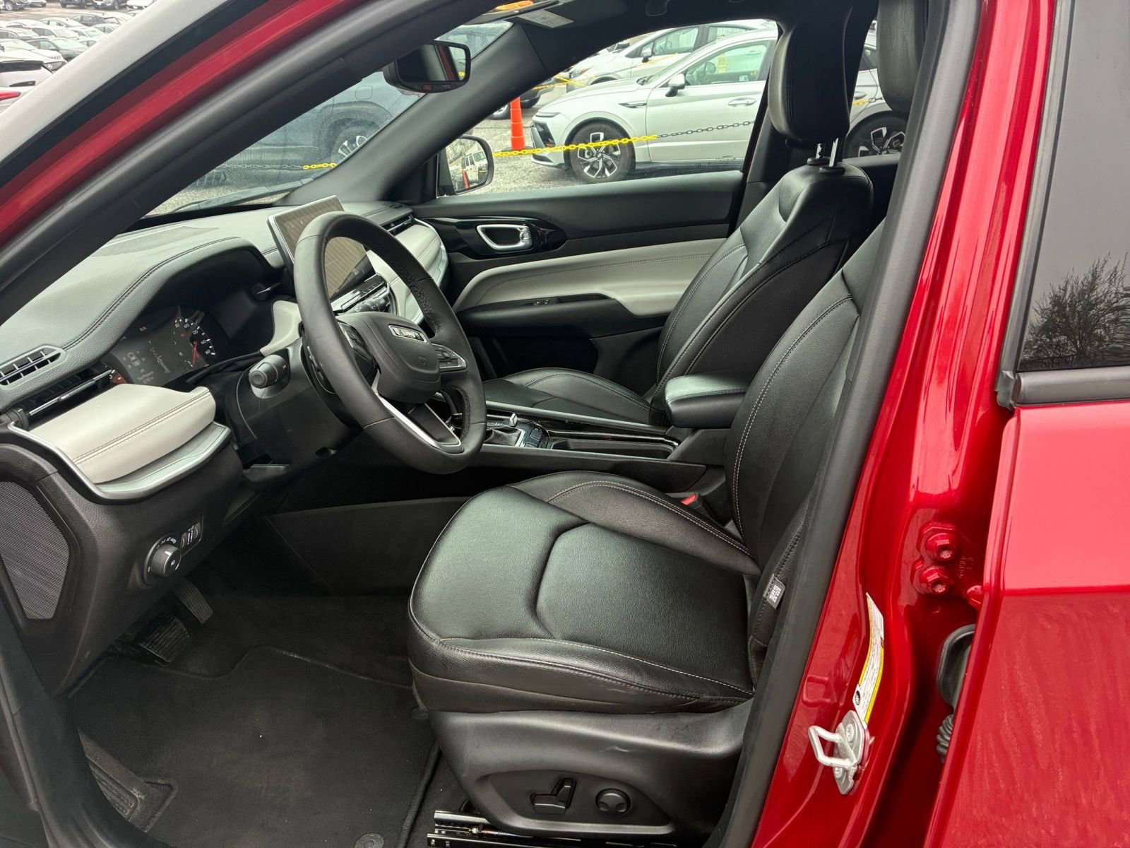 Thumbnail: 2025 Jeep Compass - 22