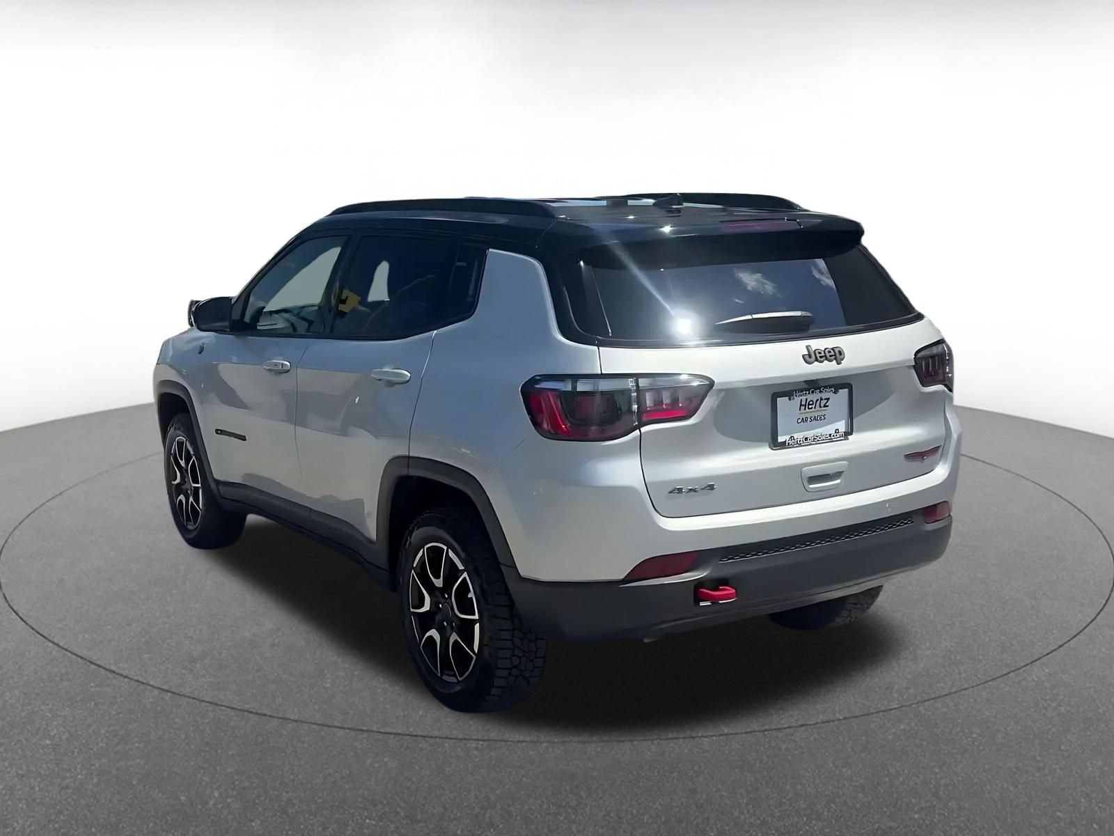 Thumbnail: 2025 Jeep Compass - 9