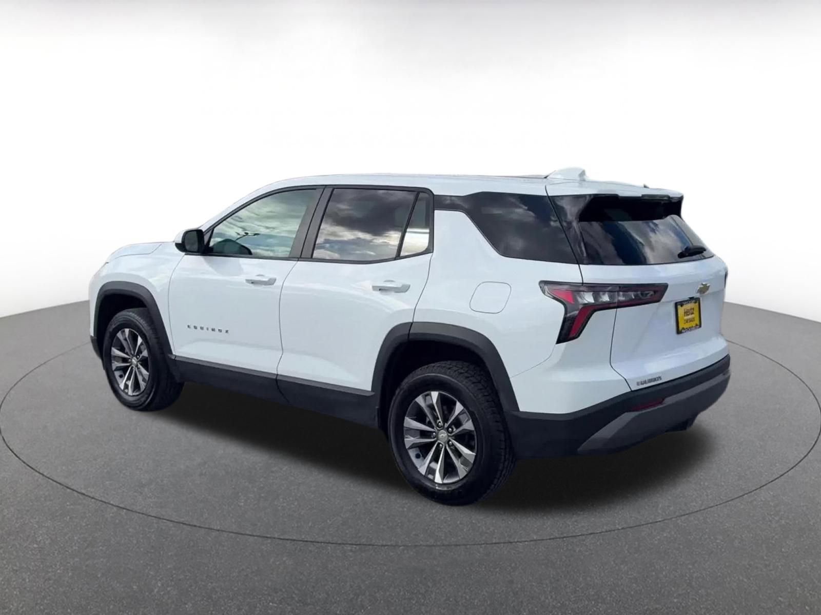 Thumbnail: 2025 Chevrolet Equinox - 10