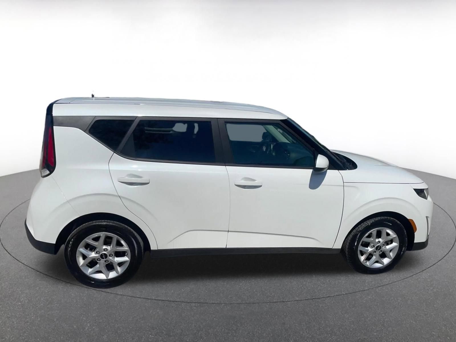 Thumbnail: 2025 Kia Soul - 16