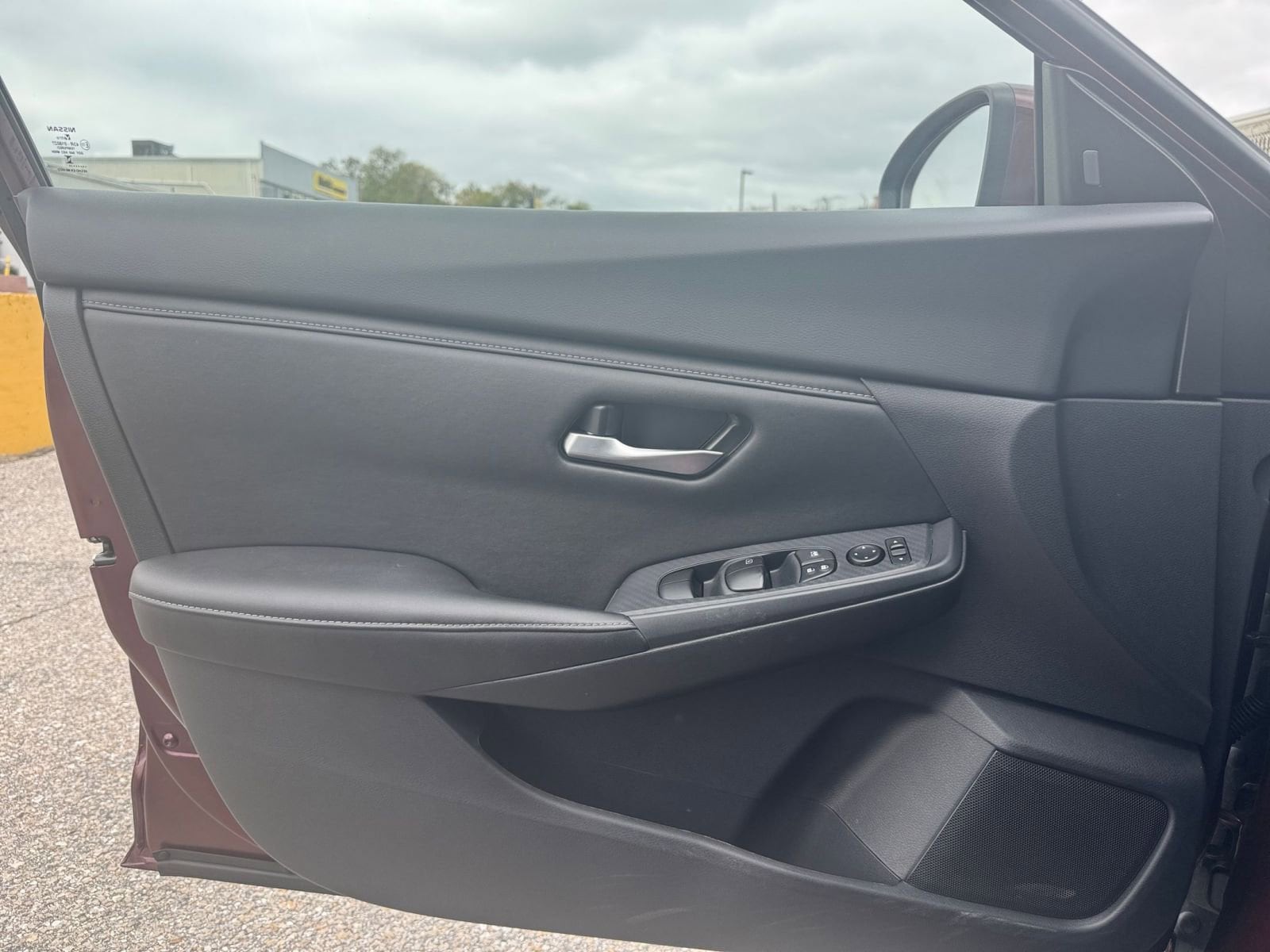 Thumbnail: 2025 Nissan Sentra - 20