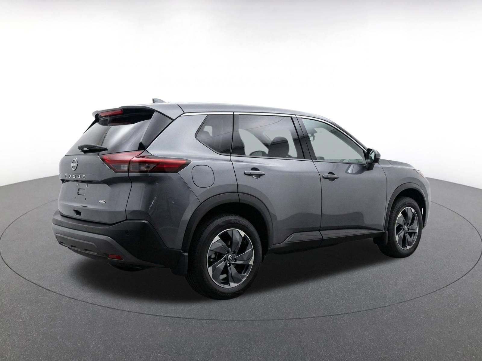 Thumbnail: 2025 Nissan Rogue - 9