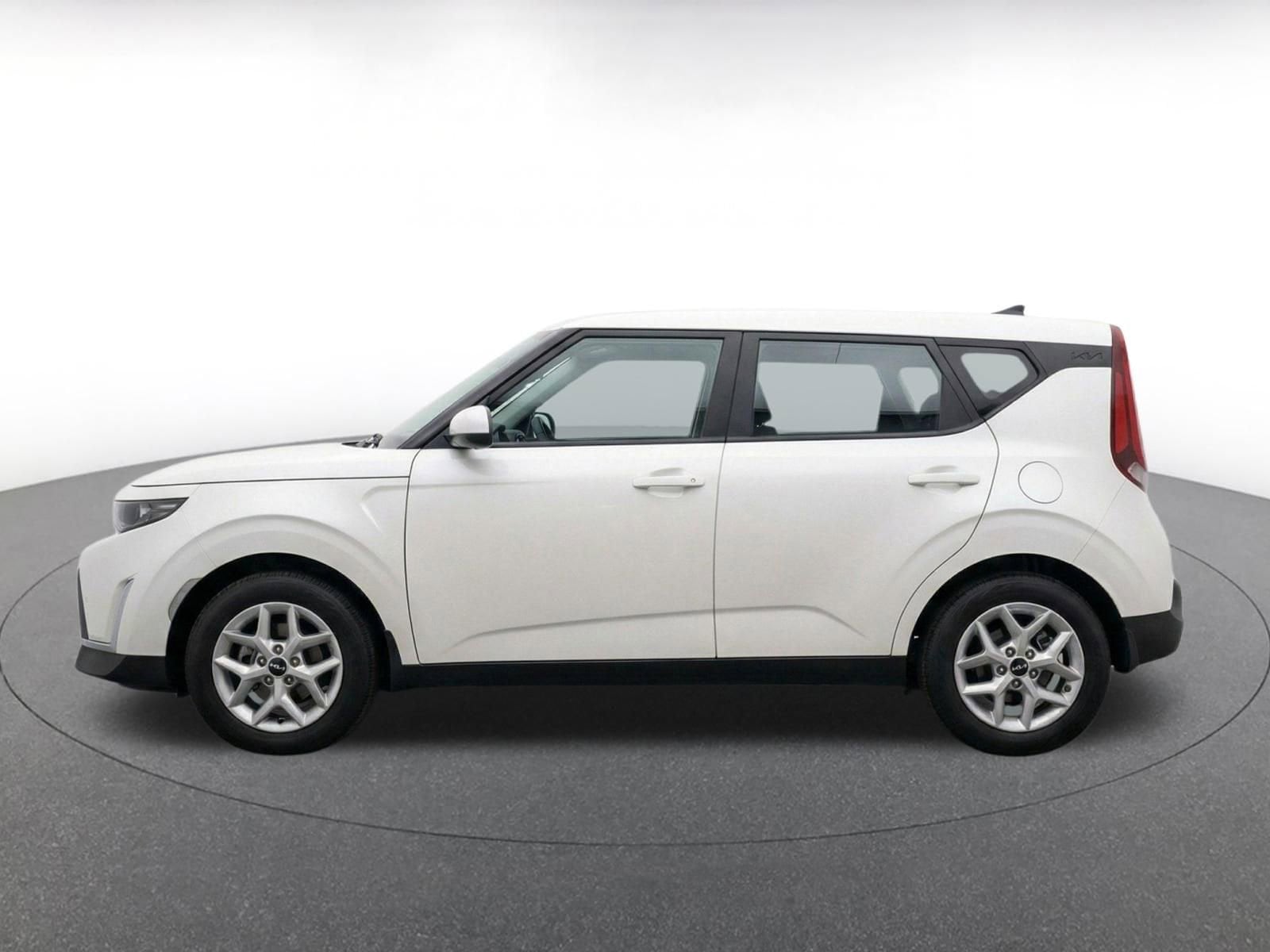 Thumbnail: 2025 Kia Soul - 4
