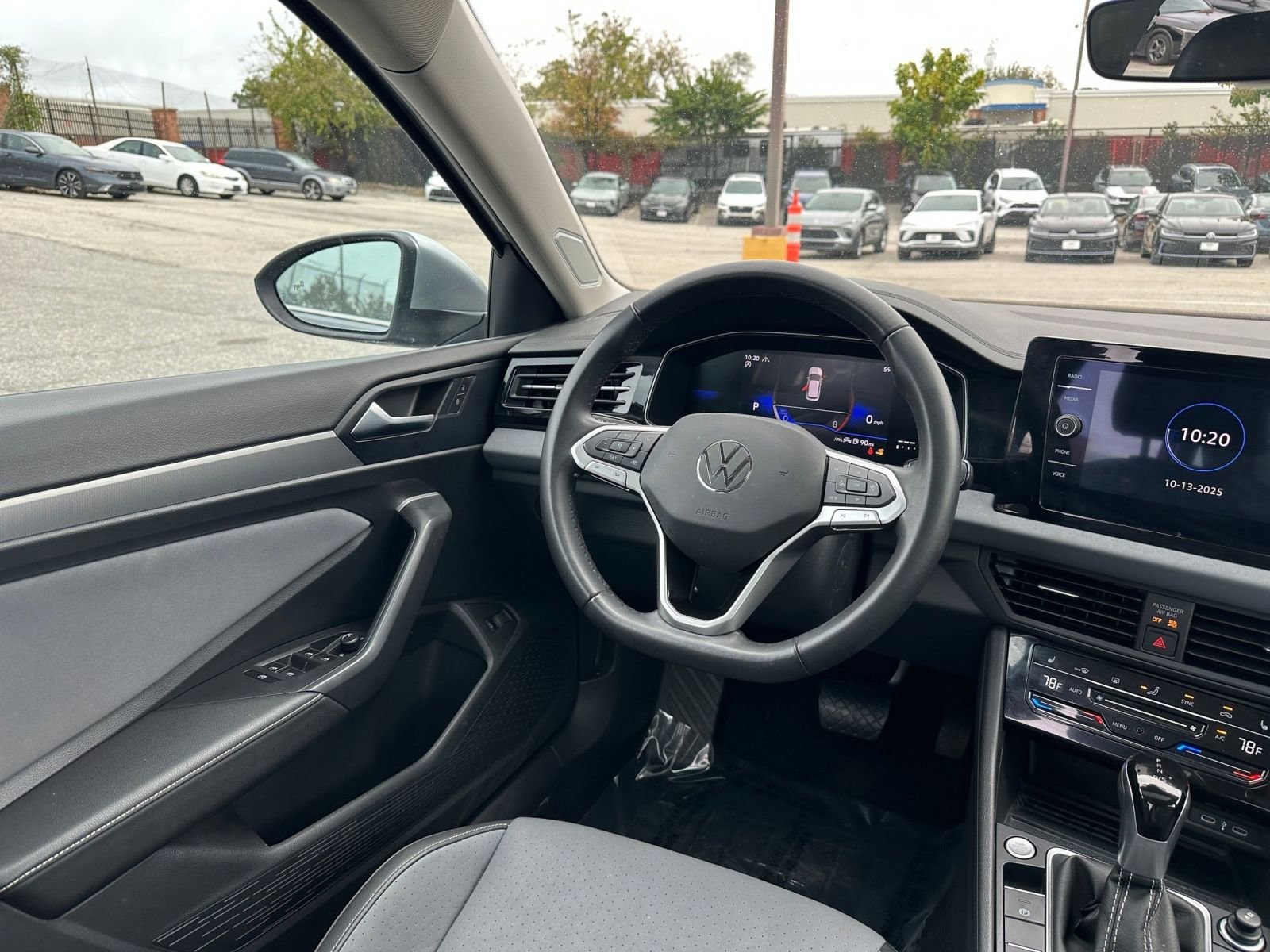 Thumbnail: 2025 Volkswagen Jetta - 33