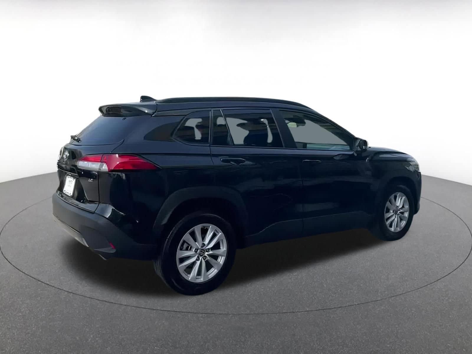 Thumbnail: 2025 Toyota Corolla Cross - 15