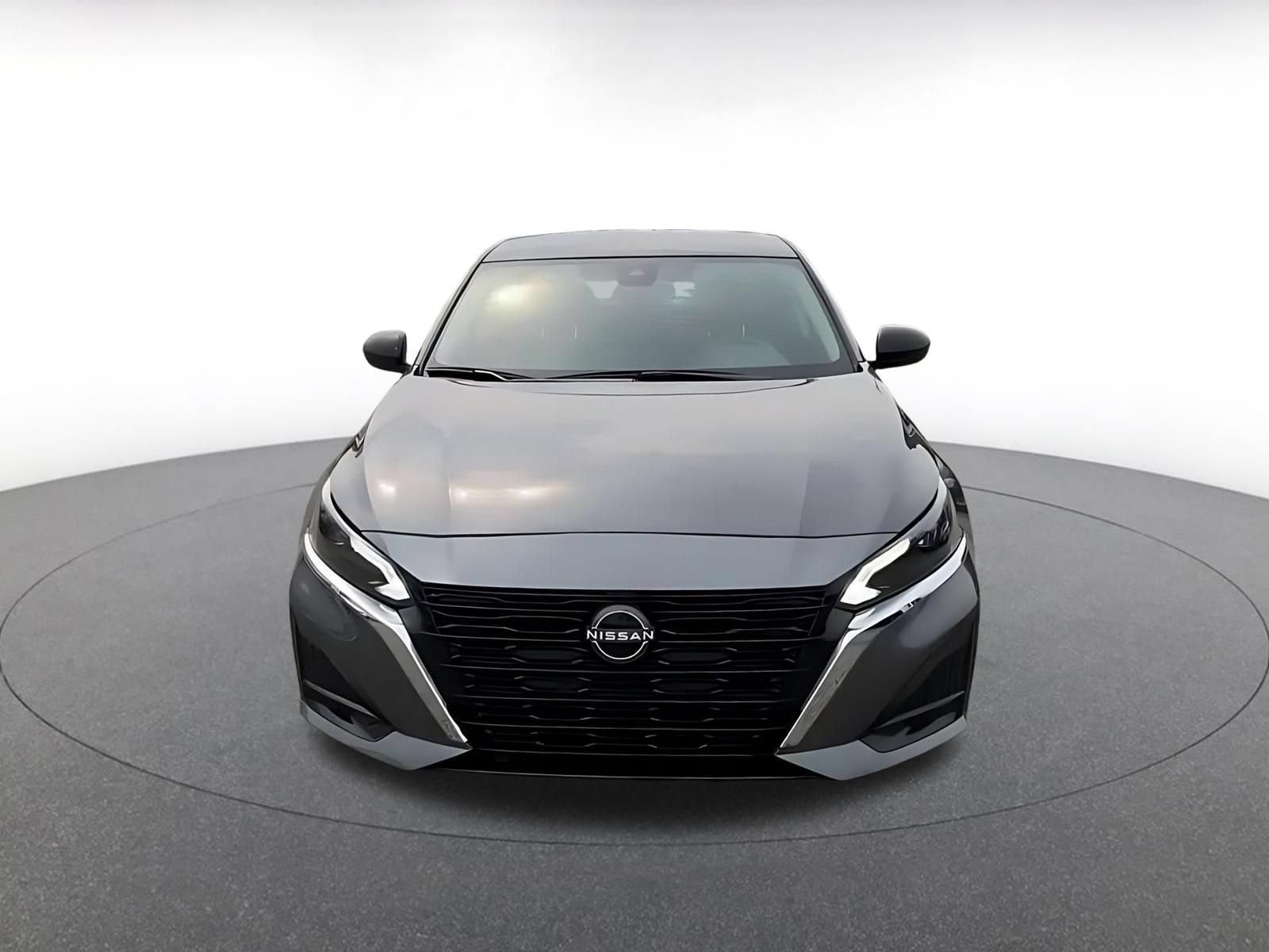 Thumbnail: 2025 Nissan Altima - 4