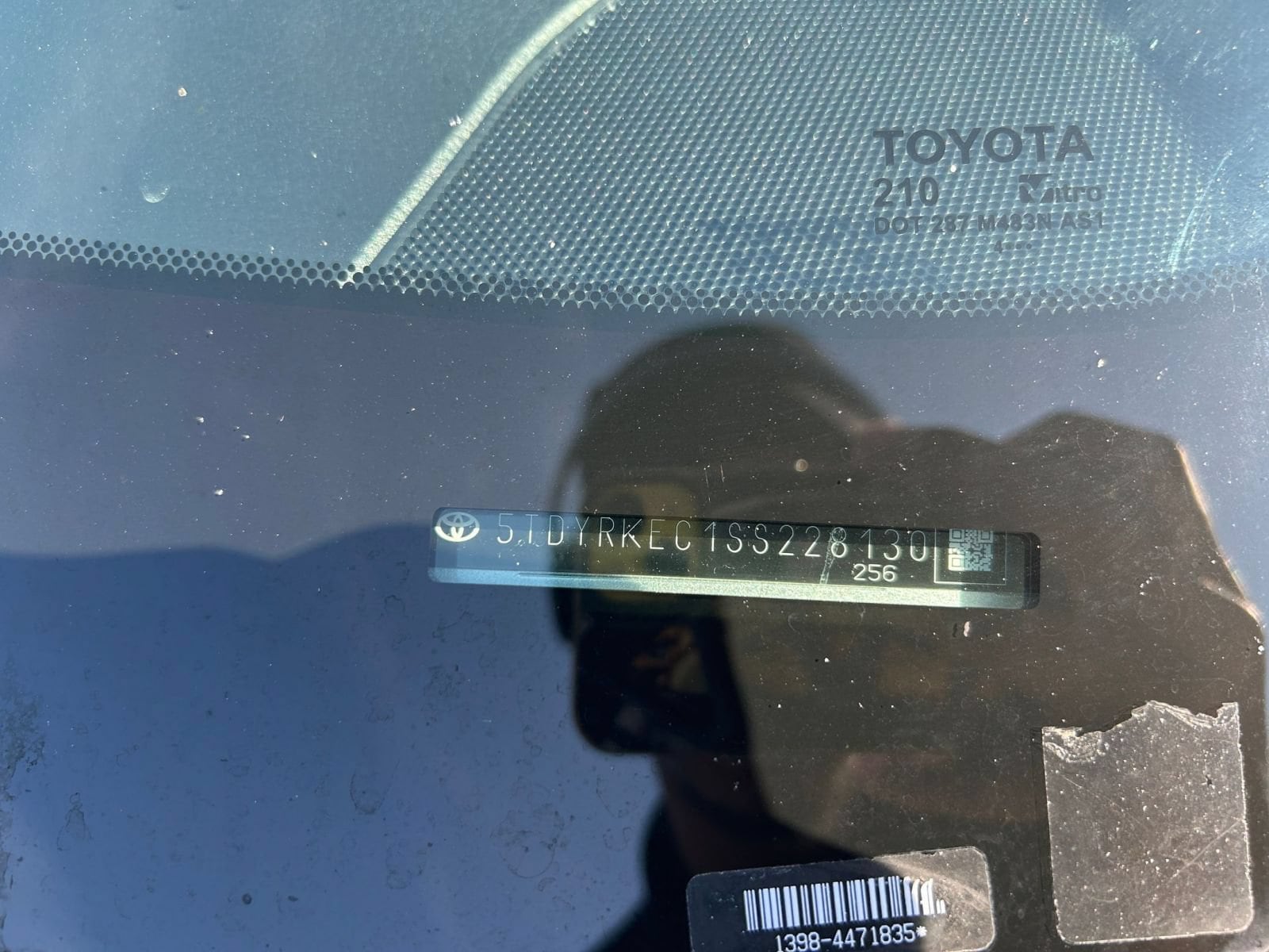 Thumbnail: 2025 Toyota Sienna - 27