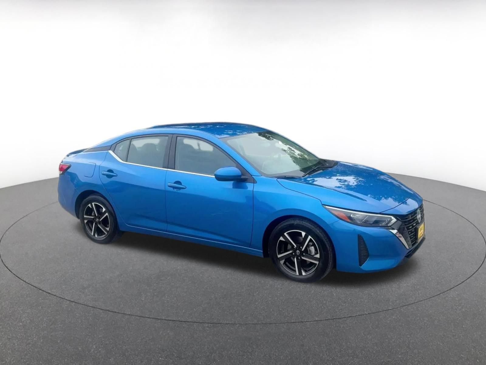 Thumbnail: 2025 Nissan Sentra - 2