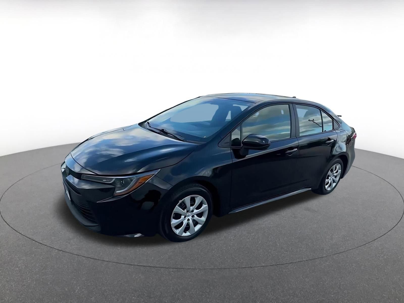 Thumbnail: 2025 Toyota Corolla - 8