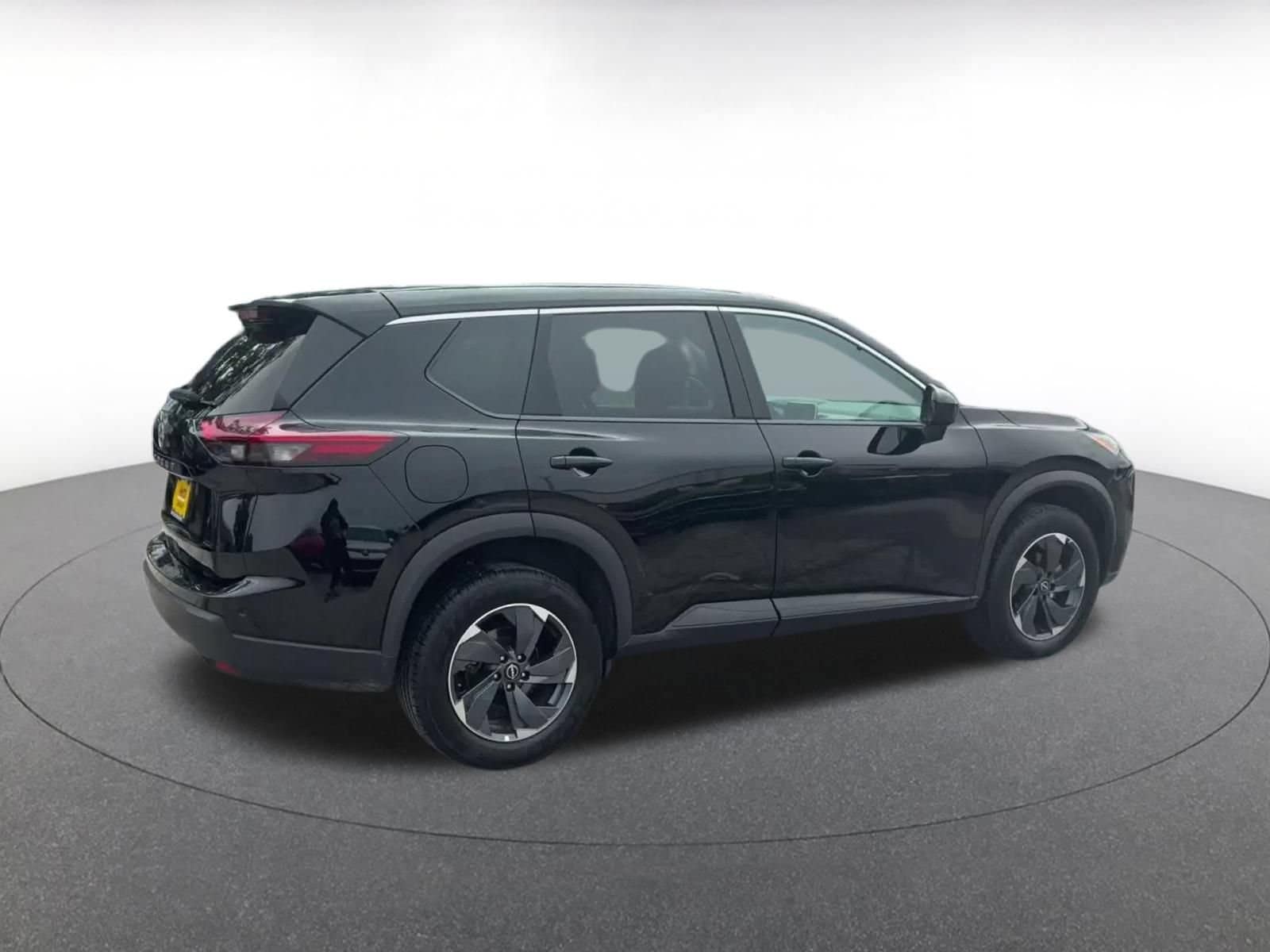 Thumbnail: 2025 Nissan Rogue - 13