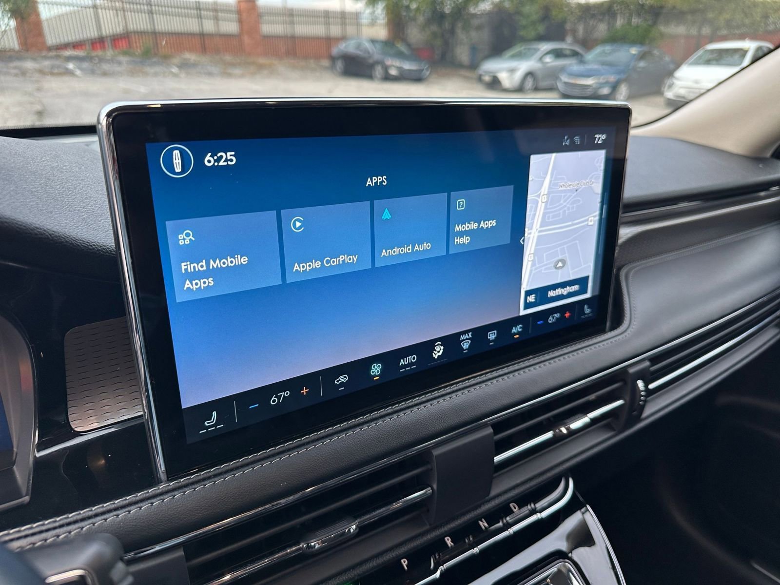 Thumbnail: 2024 Lincoln Corsair - 21