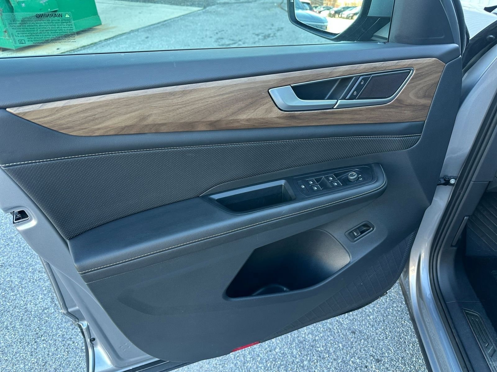 Thumbnail: 2025 Volkswagen Atlas - 20