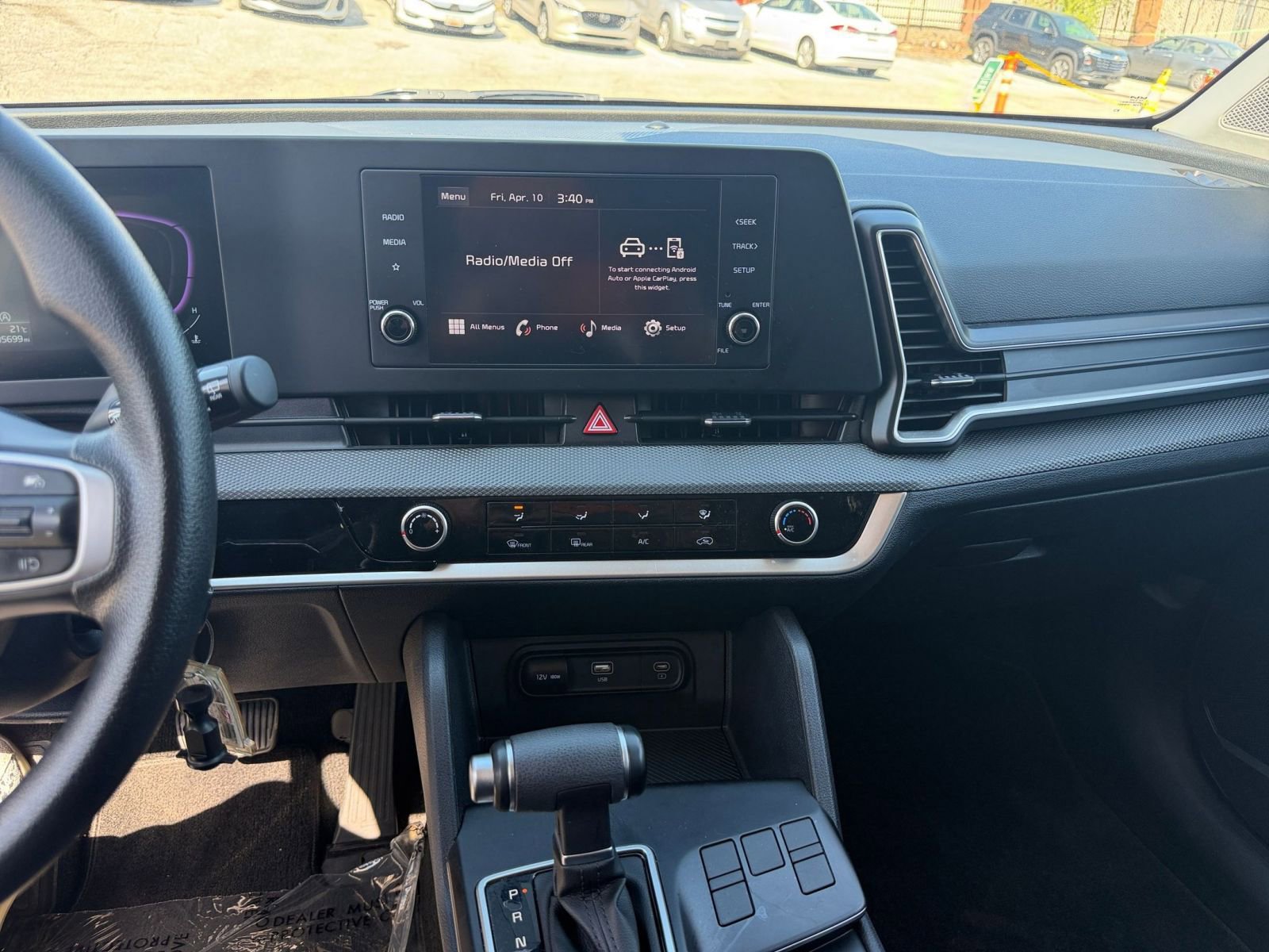 Thumbnail: 2025 Kia Sportage - 17