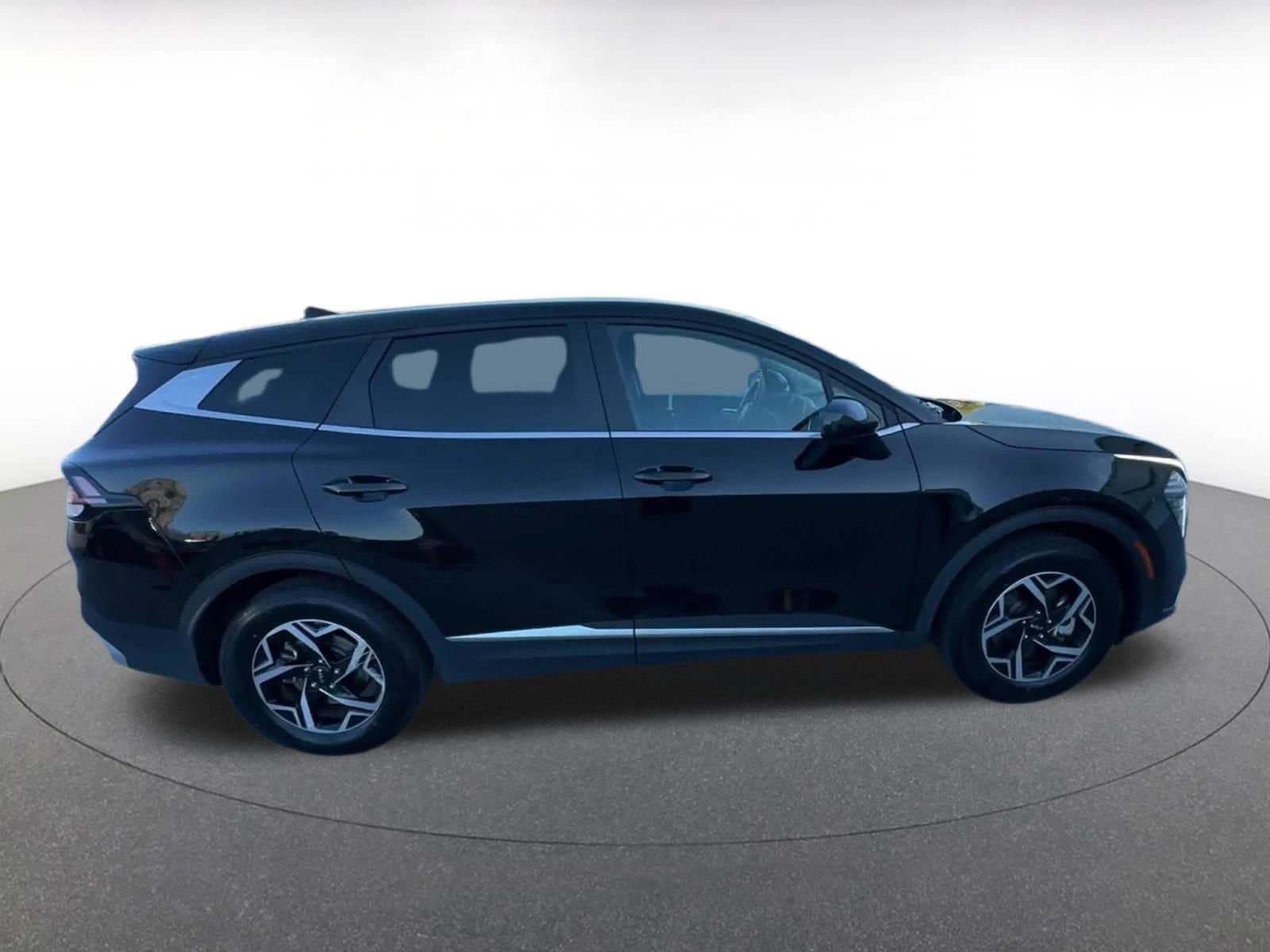 Thumbnail: 2024 Kia Sportage - 16