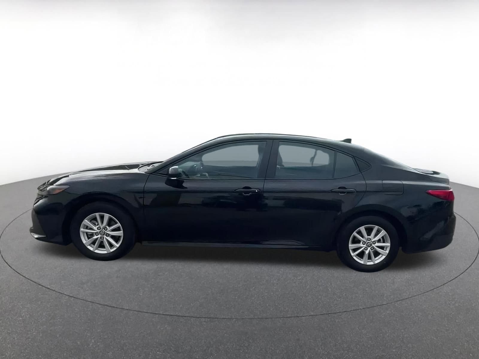 Thumbnail: 2025 Toyota Camry - 9