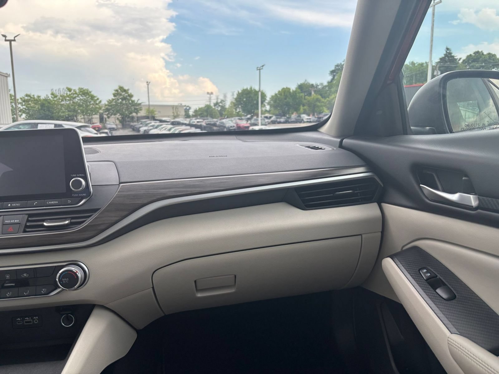 Thumbnail: 2025 Nissan Altima - 29