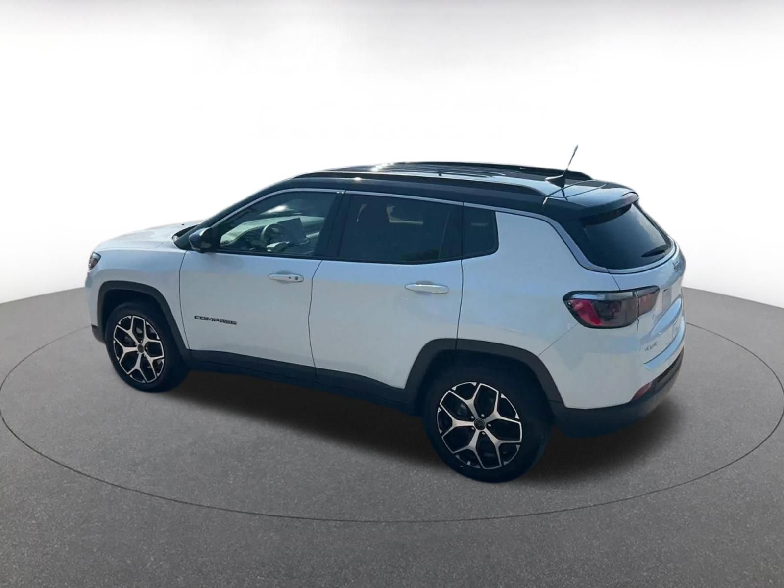 Thumbnail: 2025 Jeep Compass - 10