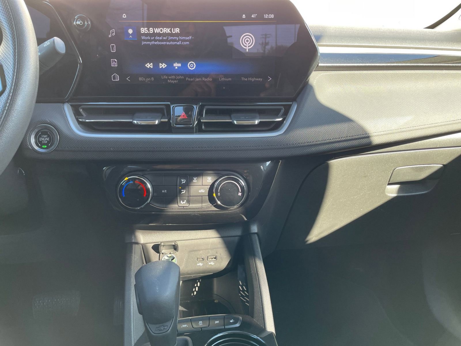 Thumbnail: 2025 Chevrolet TrailBlazer - 18