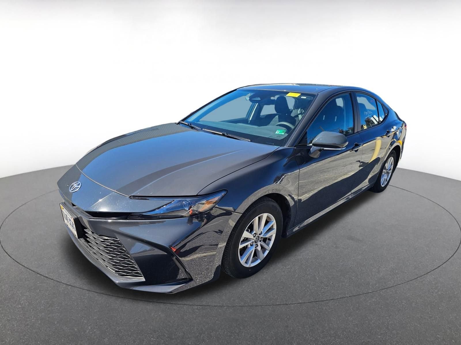 Thumbnail: 2025 Toyota Camry - 3